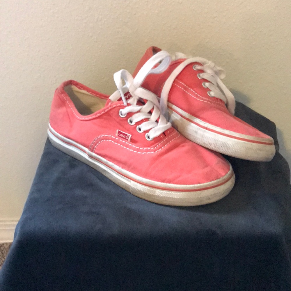 Levi’s shoes